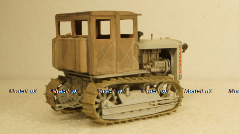 Сталинец со стальной кабиной, Алник43 1:43