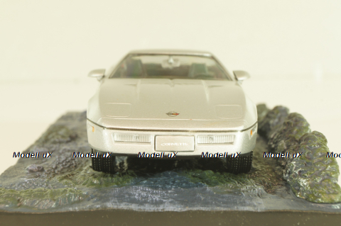 Chevrolet Corvette (C4) from movie "A view to a kill" 1985, silver, James Bond Modellauto Collection #37, Altaya 1:43