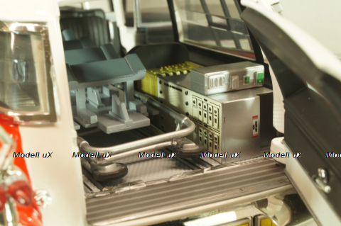 Cadillac Ecto 1 from movie car Ghostbusters with tools, white, W1176, Hot Wheels Elit 1:18