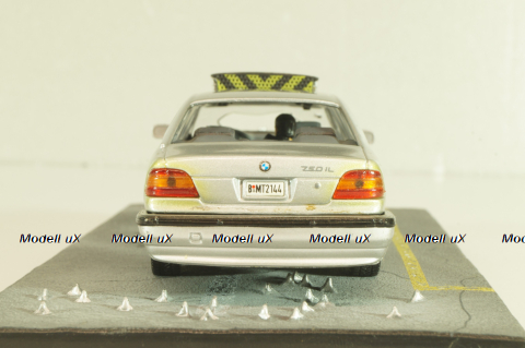 BMW 750iL (E38) from movie "Tomorrow never dies" 1997, silver, James Bond Modellauto Collection #15, Altaya 1:43