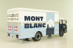 Saviem JM 200 truck "Lait Mont Blanc" 1964, blue/light blue/white, Les Plus Mythiques Saviem #1, Deagostini 1:43