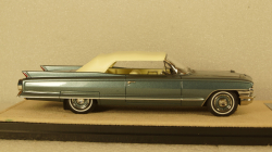 Cadillac Series 62 Convertible Closed roof 1962, STM62302, Stamp models 1:43 