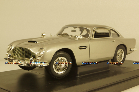 Aston Martin DB5 1965 James Bond 007 Goldfinger, 33754E, Joy Ride 1:18
