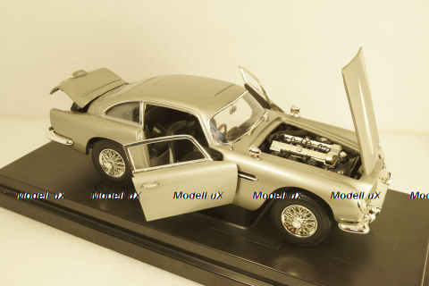 Aston Martin DB5 1965 James Bond 007 Goldfinger, 33754E, Joy Ride 1:18