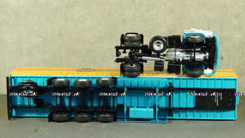 Лиаз 110 с полуприцепом МАЗ-9758, PCL47081, Premium Classixxs 1:43