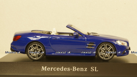 Mercedes SL (R231), blue Hardtop liegt by, Facelift, Spark 1:43
