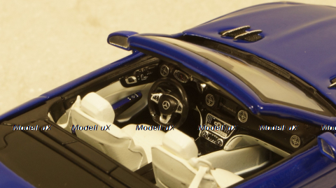 Mercedes SL (R231), blue Hardtop liegt by, Facelift, Spark 1:43