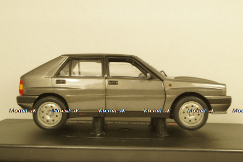 Lancia Delta HF Integrale 8V 1987 - grey metallic, SunStar 1:18