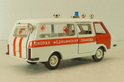 Раф-22031, скорая медицинская помощь, бело-серый, октябрь 1991, Тантал/Радон 1:43