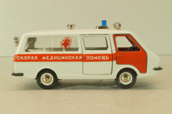Раф-22031, скорая медицинская помощь, бело-серый, октябрь 1991, Тантал/Радон 1:43