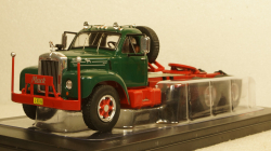 Mack B 61 1953 Green, TR104, IXO 1:43
