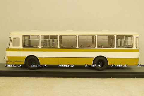 Лиаз-677М полосатый, DEMPRICE 1:43