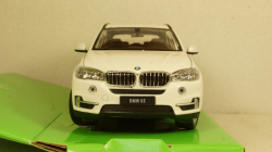BMW X5 (F15) white, 24052, Welly 1:24
