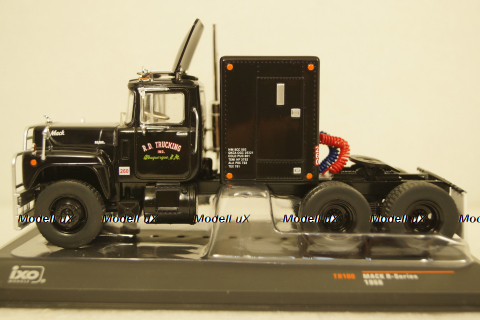 Mack R-Series, black, with rear cabin, 1966, IXOTR100, IXO 1:43 Уценка!