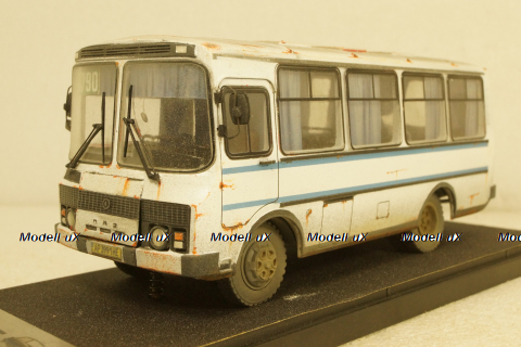 Паз-3205 белый, Improved Models 1:43