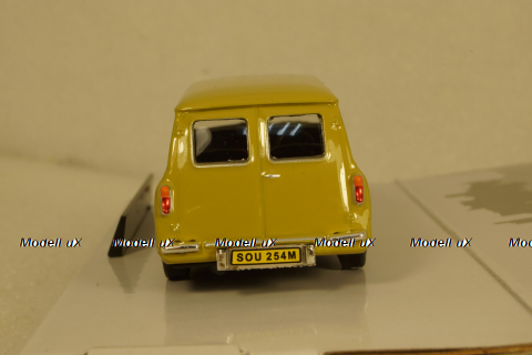 Mini Cooper Van, Olive Green, Cararama 1:43