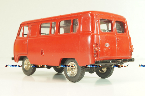 Уаз-452В, глухой, красный, Тантал/Радон 1:43