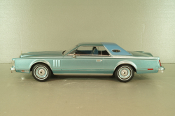 Lincoln Continental Mark V 1978, light blue, MGG18369, MCG 1:18