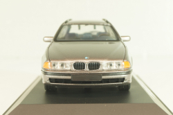 BMW 528i touring (E39) 1995 grey, Schuco 1:43