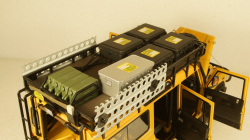 LAND ROVER DEFENDER 110 N 0 RALLY CAMEL TROPHY SABAH-MALAYSIA 1993, ALM810310, Almost Real 1:18