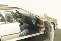 BMW 528i touring (E39) 1995 grey, Schuco 1:43