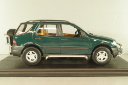 Mercedes-Benz ML 320 (W163) green, B66005217, Maisto 1:18