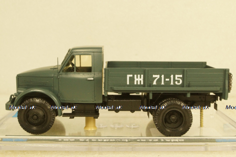 Газ-51 с ранней, деревянной кабиной 1946 г., МБК 1:43