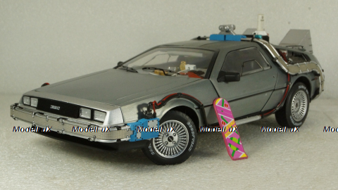 DeLorean DMC-12  Back to the Future II  Time Machine, Hot Wheels Elite 1:18