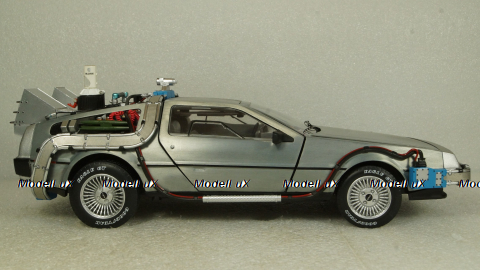 DeLorean DMC-12  Back to the Future II  Time Machine, Hot Wheels Elite 1:18
