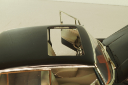 Mercedes-Benz 300 SE (W112) 1961, black, 08910, Revell 1:18