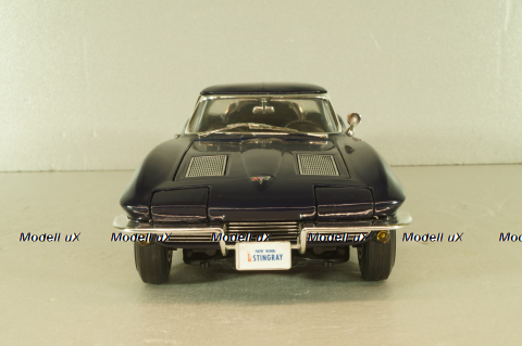 Chevrolet Corvette (C2) Stingray 1963, blue, ERTL 1:18