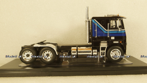 Freightliner FLA black/decor 1993, TR095, IXO 1:43