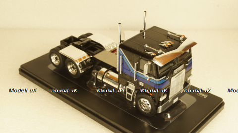 Freightliner FLA black/decor 1993, TR095, IXO 1:43