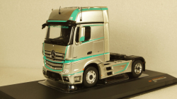 Mercedes Actros MP4 silver, TR091, IXO 1:43