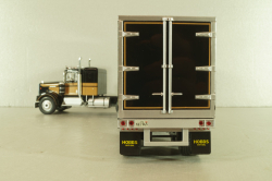 Kenworth W925 with semi-trailer "Smokey and the Bandit" 1977, black, W83431001, Werk83 1:43 Уценка!