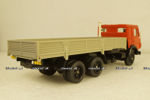 Камаз-53212 бортовой, на резине красный/серый, Арек 1:43