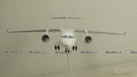 АН-158 Air Ukraine, Антонов, Herpa 1:200
