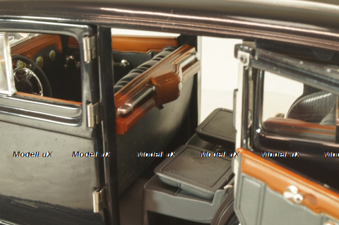 Horch 851 Pullman 1935, black, 32109, Ricko 1:18