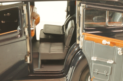 Horch 851 Pullman 1935, black, 32109, Ricko 1:18