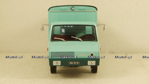 Berliet Stradair 10 Cochonnière 1966 green-blue, Hachette 1:43
