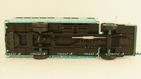 Berliet Stradair 10 Cochonnière 1966 green-blue, Hachette 1:43