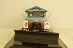 ПР-130 пескоразбрасыватель на шасси Зил-130 1968г, голубой, 113023, DiP Models 1:43