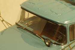 ПР-130 пескоразбрасыватель на шасси Зил-130 1968г, голубой, 113023, DiP Models 1:43