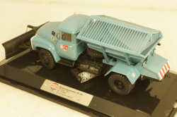 ПР-130 пескоразбрасыватель на шасси Зил-130 1968г, голубой, 113023, DiP Models 1:43