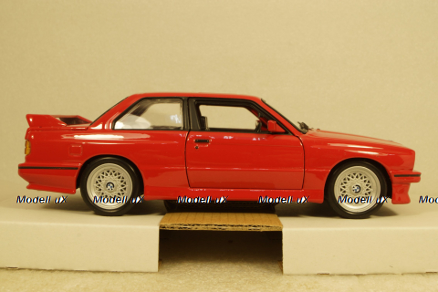 BMW 3-series M3 ( E30) 1988, red, BU21100R , Bburago 1:24