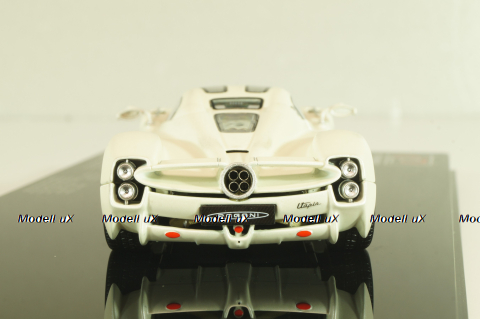 Pagani Utopia 2022, white, 43012WH, LCD 1:43