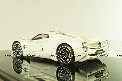 Pagani Utopia 2022, white, 43012WH, LCD 1:43