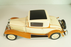 Dodge Eight DG Coupe 1931, beige/brown,  BOS-Models 1:18
