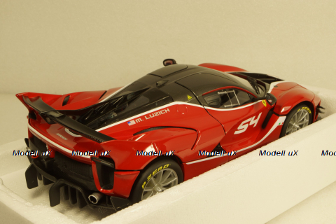 Ferrari FXX-K Evoluzione #54 red, Burago 1:18