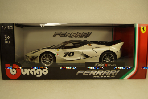 Ferrari FXX-K Evoluzione #70 2018, Bburago 1:18